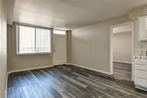 West street flats reno, nv 89501  Status: Sold: MLS # 220011144: Days on Compass: 301: Taxes: $1,777 / year: HOA Fees: $850 / month: